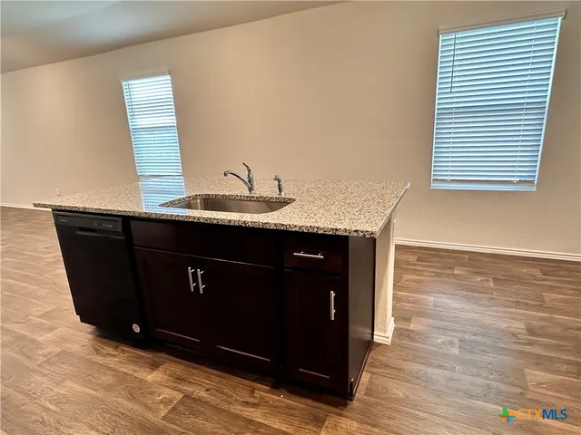 $2,000 | 101 Calgary Lane, San Marcos, TX 78666