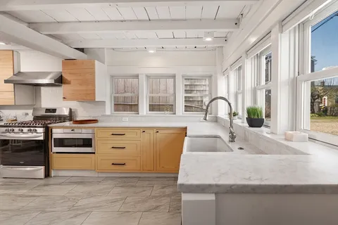 $875,000 | 4 Middle Road, Rockport, MA 01966