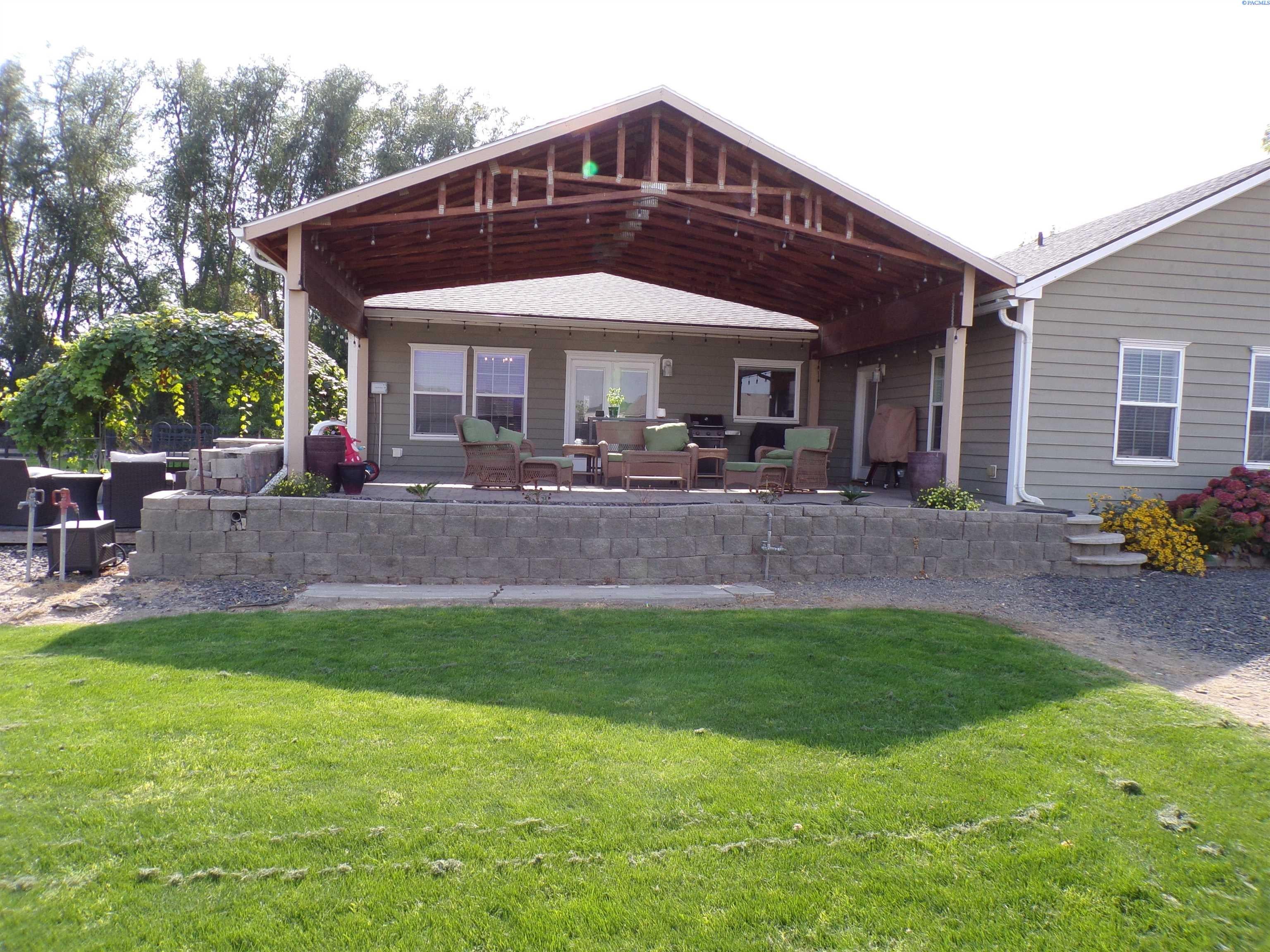 481 Apricot Road Grandview, WA 98930 - Photo 2 of 27 Gallery Image 2