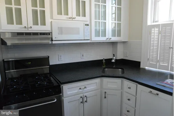 $5,000 | 2706 N Street Northwest, Washington, DC 20007