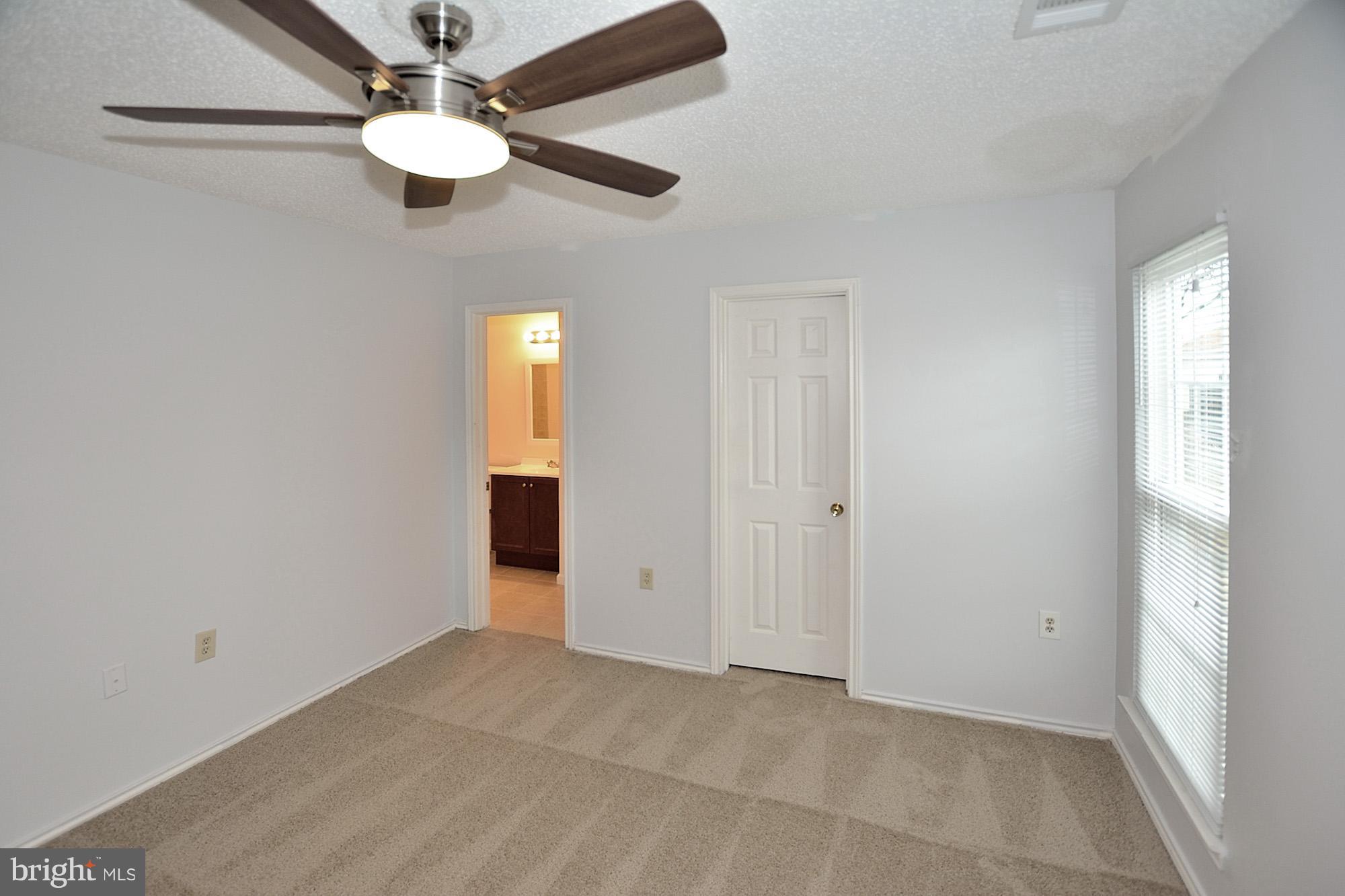 21029 Timber Ridge Terrace, Unit 101 Ashburn, VA 20147 - Photo 12 of 17 Bedroom (Master)