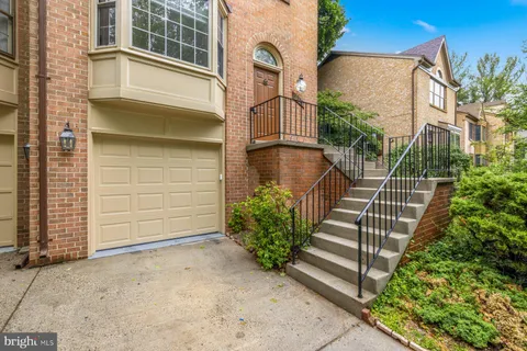 $669,000 | 311 Lynn Manor Drive, Rockville, MD 20850
