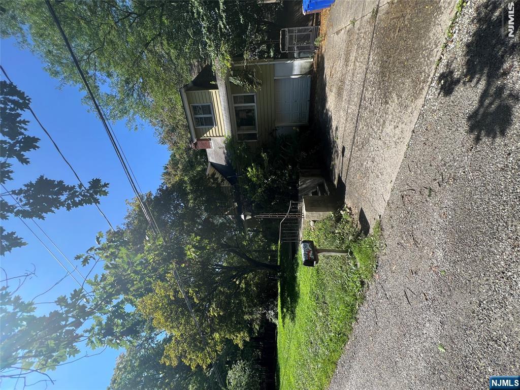 15 Brook Road West Milford, NJ 07421 - Photo 3 of 5 Gallery Image 3