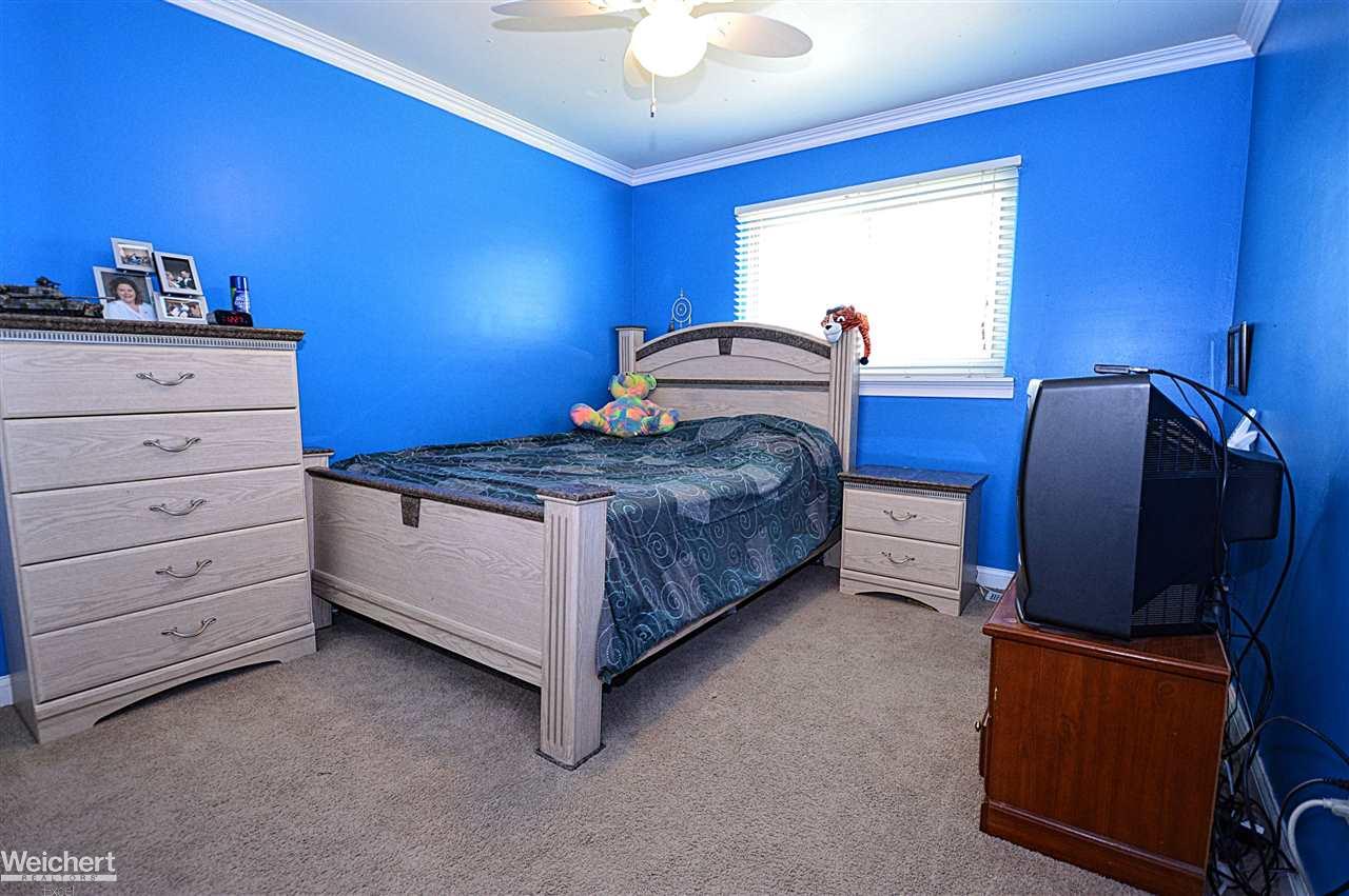 45761 Spagnuolo Road Macomb, MI 48044 - Photo 30 of 48 31288721-29.JPG