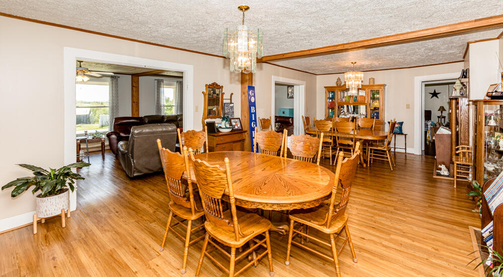 193 Upper Lick Road Moorefield, KY 40350 - Photo 13 of 53 1F9A5576