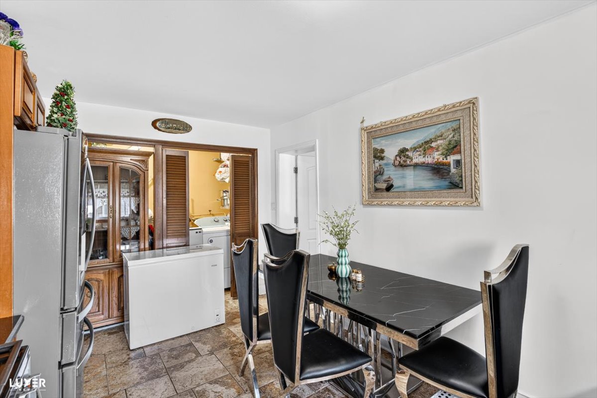 600 West Bob O Link Road Mount Prospect, IL 60056 - Photo 5 of 32