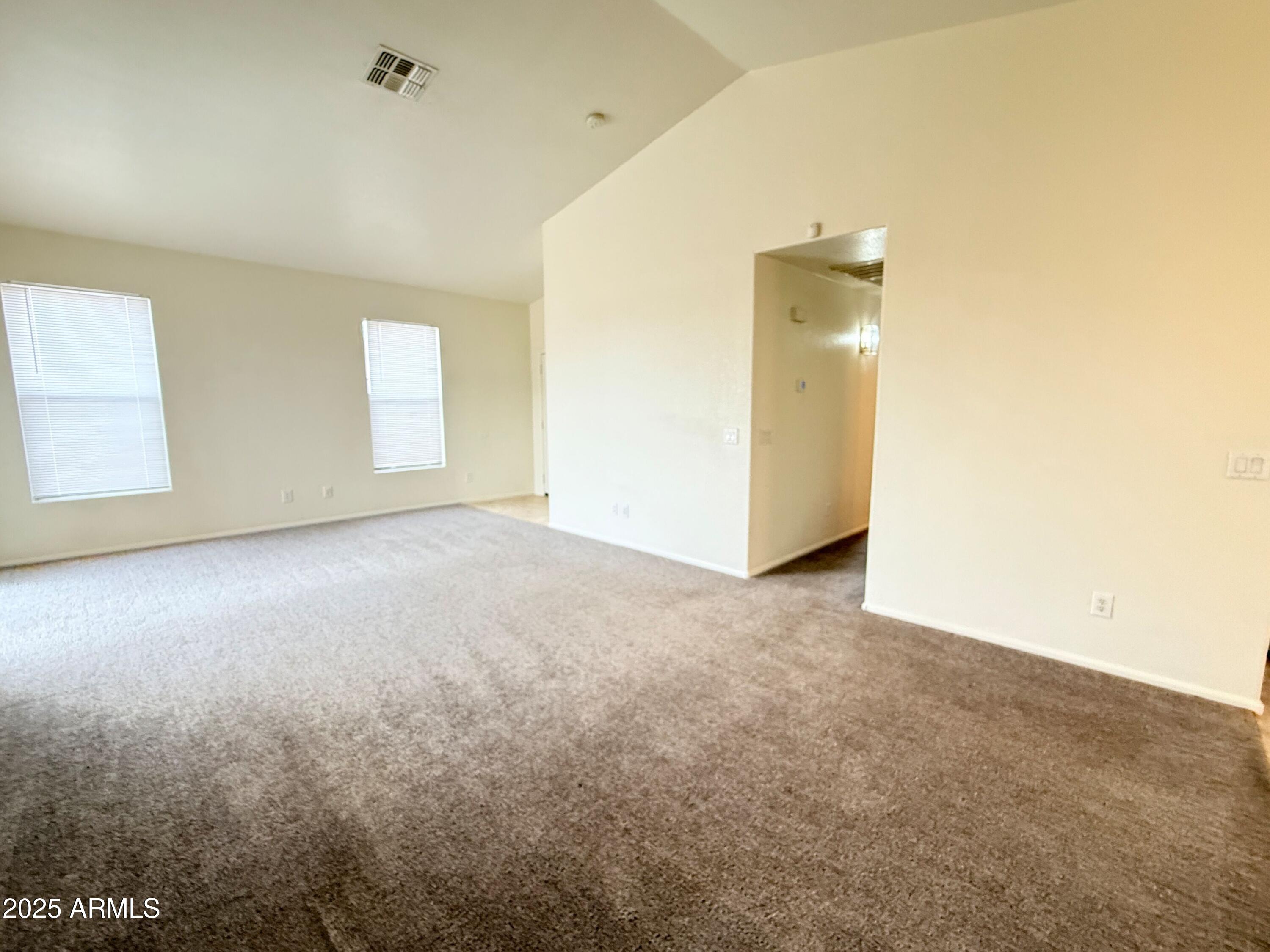 4622 West Beverly Road Laveen, AZ 85339 - Photo 4 of 21 IMG_1108