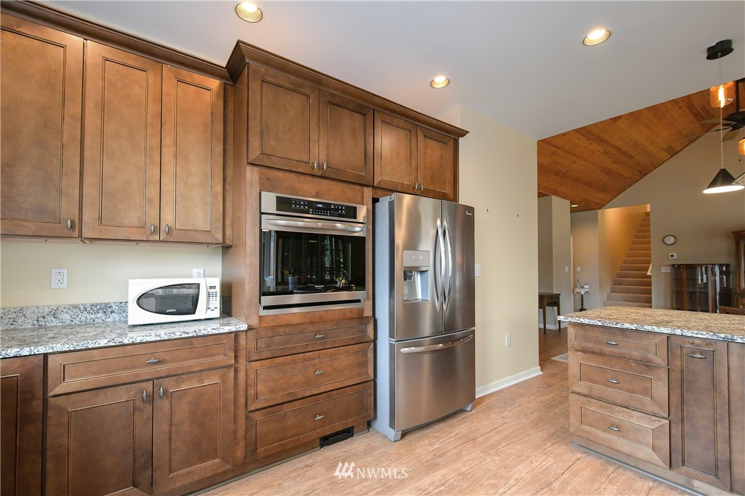 1200 North Minor Road Kelso, WA 98626 - Photo 8 of 30 Gallery Image 8