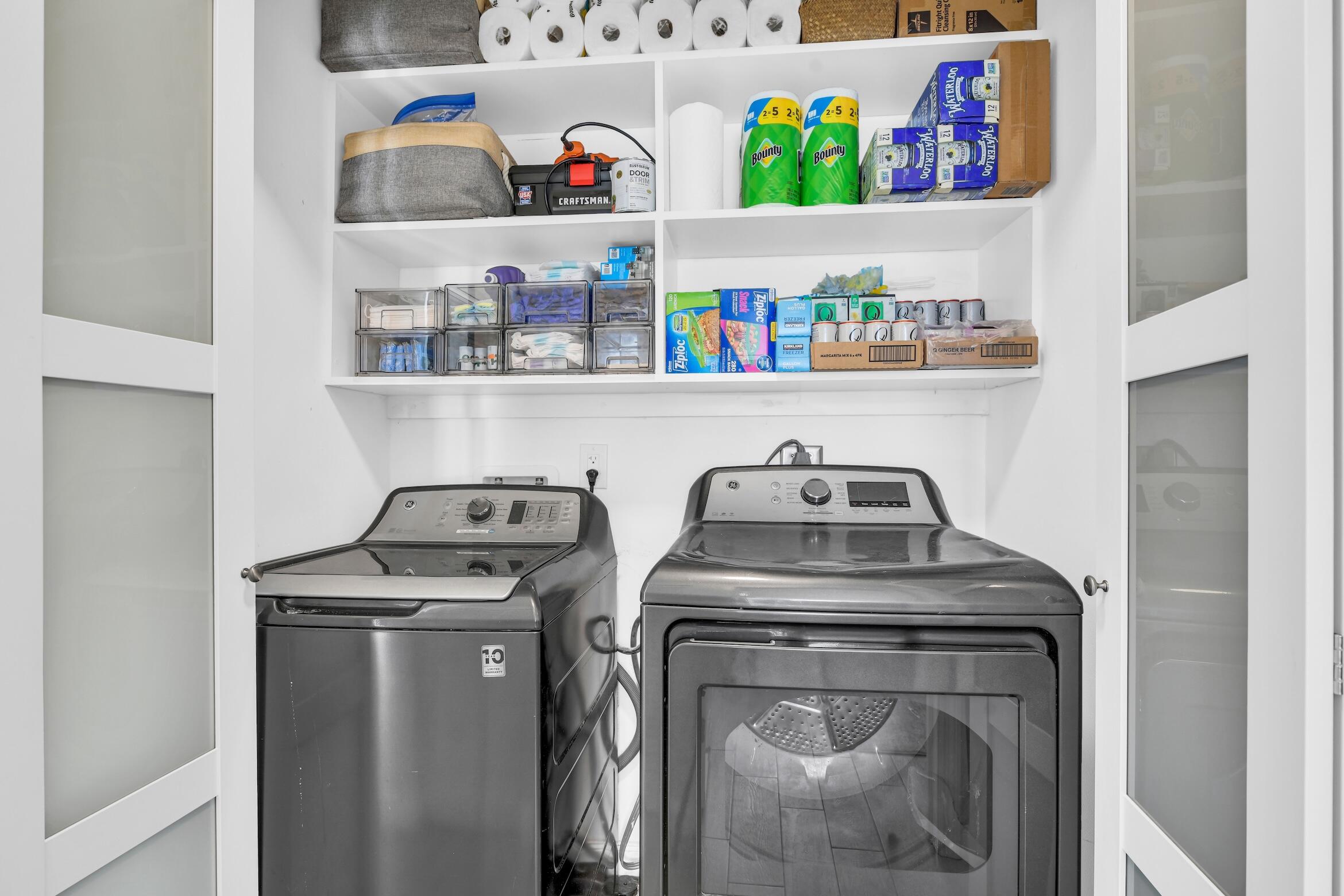 5347 Tennis Lane, Unit 5347 Delray Beach, FL 33484 - Photo 21 of 41 a utility room with dryer and washer