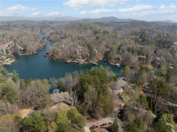 $475,000 | 319 Trottingwolf Trail, Sunset, SC 29685