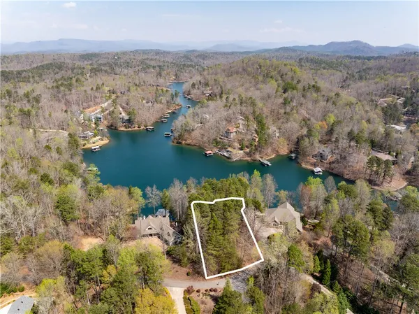 $475,000 | 319 Trottingwolf Trail, Sunset, SC 29685