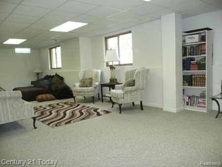 7415 Rafford Lane West Bloomfield, MI 48322 - Photo 23 of 25 Rafford 017