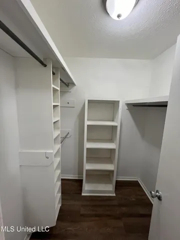 $200,000 | 1504 Hawthorne Place, Clinton, MS 39056