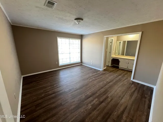 $200,000 | 1504 Hawthorne Place, Clinton, MS 39056