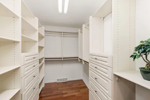 $1,399,900 | 1183 Aspen Court, Grafton, WI 53024