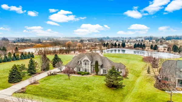 $1,199,900 | 1183 Aspen Court, Grafton, WI 53024