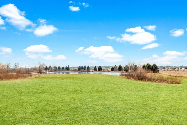 $1,399,900 | 1183 Aspen Court, Grafton, WI 53024