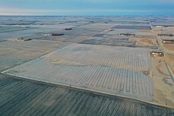 $1,666,667 | 104 110th Avenue, Ceylon, MN 56121