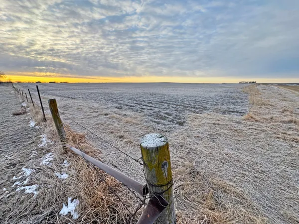 $1,666,667 | 104 110th Avenue, Ceylon, MN 56121