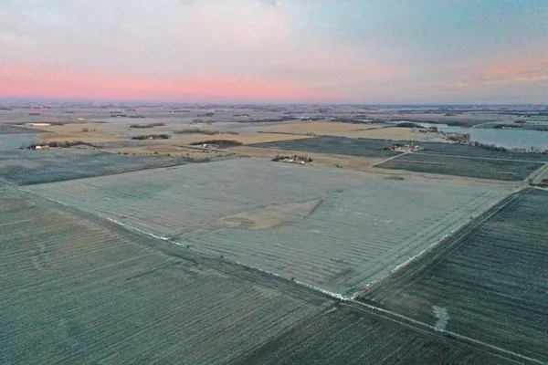 $1,666,667 | 104 110th Avenue, Ceylon, MN 56121