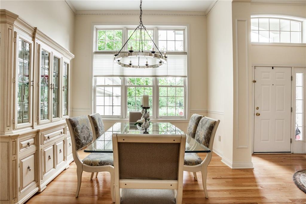 7868 Spring Mill Road Indianapolis, IN 46260 - Photo 8 of 48 Gallery Image 8