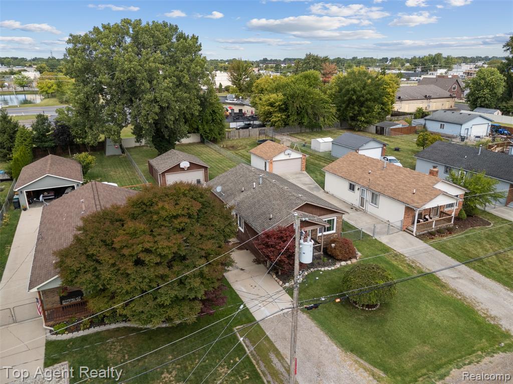 49431 Fuller Road Chesterfield, MI 48051 - Photo 34 of 36