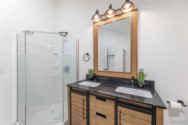 $115,000 | 73 D Street, Qulin, MO 63961