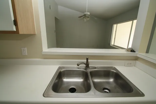 $1,900 | 815 West Boynton Beach Boulevard, Unit 10203, Boynton Beach, FL 33426