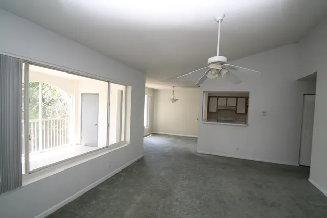 $1,900 | 815 West Boynton Beach Boulevard, Unit 10203, Boynton Beach, FL 33426