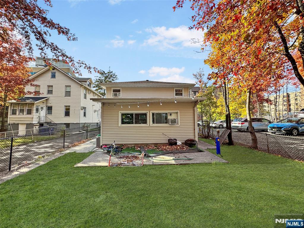 314 Atlantic Street Hackensack, NJ 07601 - Photo 2 of 12