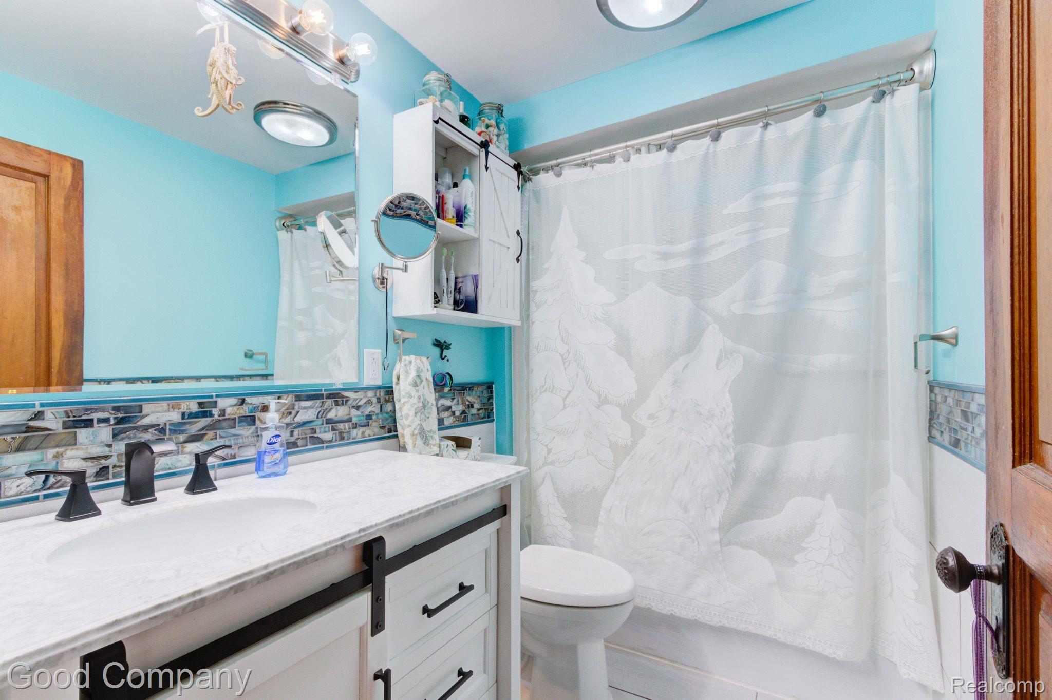 4104 South Mill Road Dryden, MI 48428 - Photo 10 of 35 Gallery Image 10