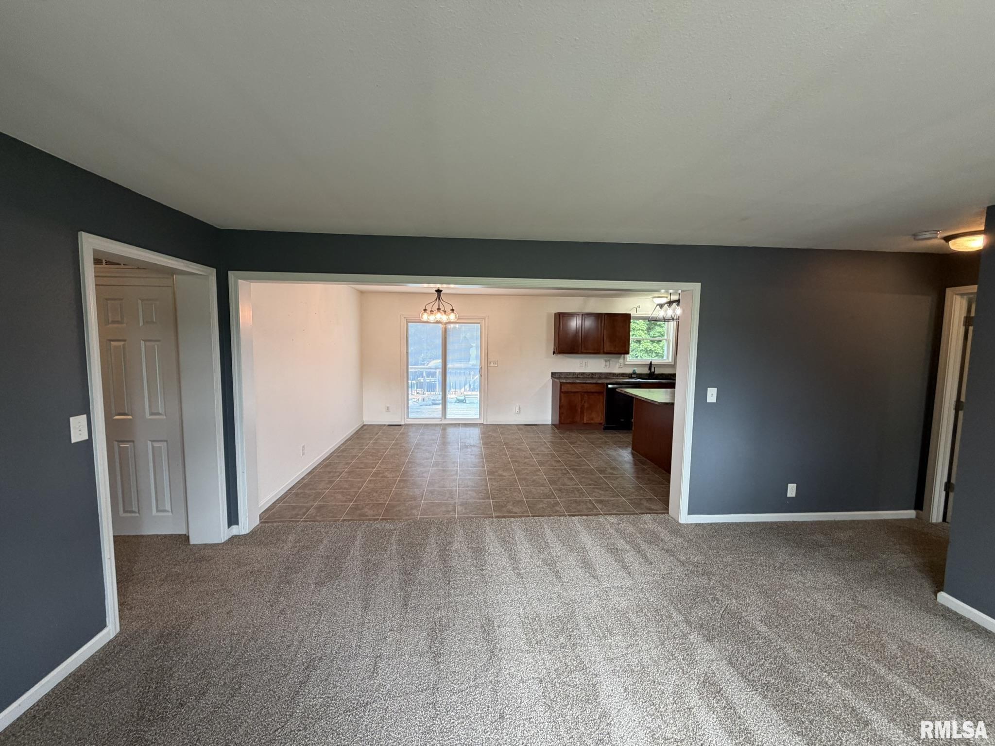 324 Casey Road Farmington, IL 61531 - Photo 33 of 68