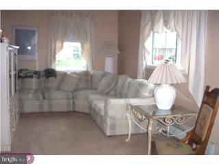 260 Parry Road Warminster, PA 18974 - Photo 5 of 6