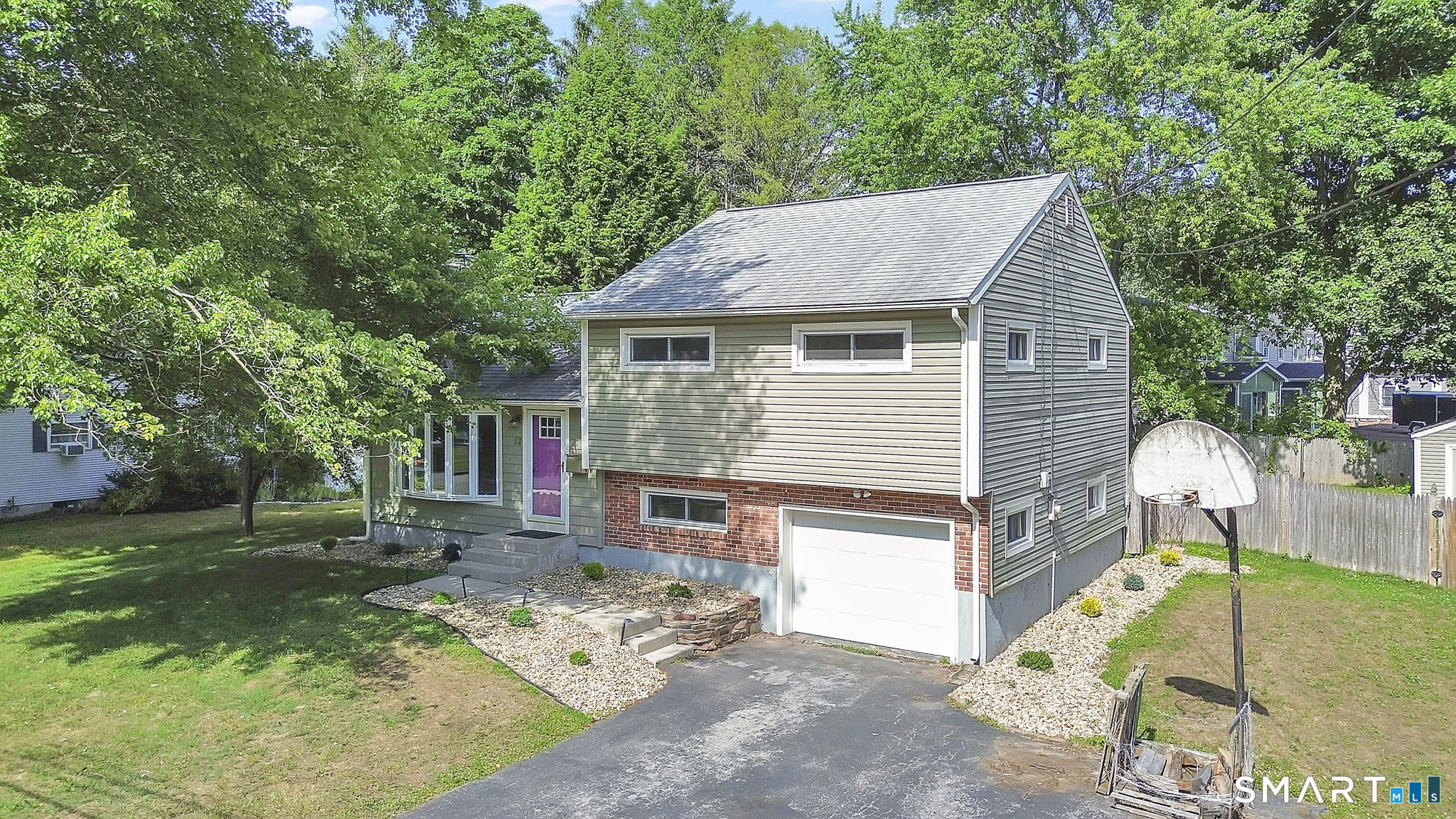 12 Webster Road Enfield, CT 06082 - Photo 1 of 38