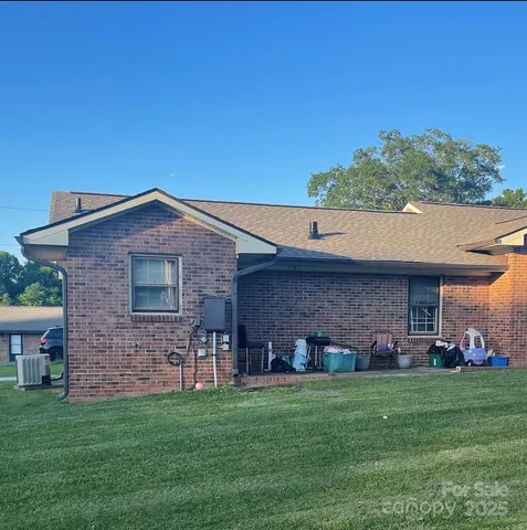 $159,900 | 484 Willowspring Lane, Unit B, Rock Hill, SC 29730