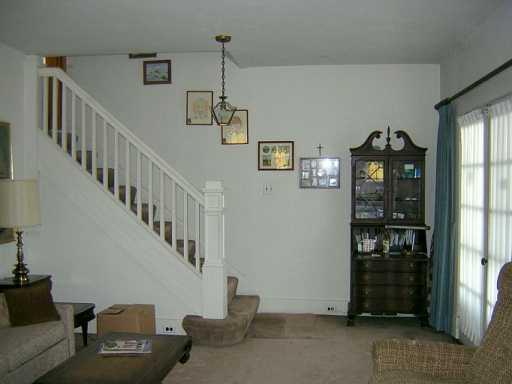 2423 Old Greentree Road Carnegie, PA 15106 - Photo 4 of 8 Other.