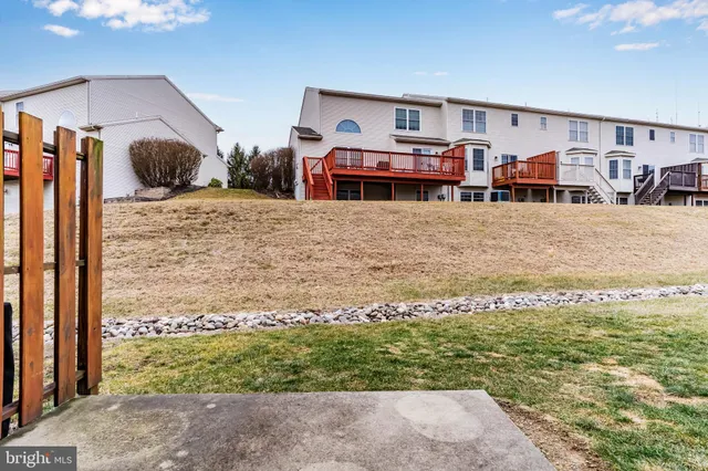 $239,900 | 132 Oaklea Road, Harrisburg, PA 17110