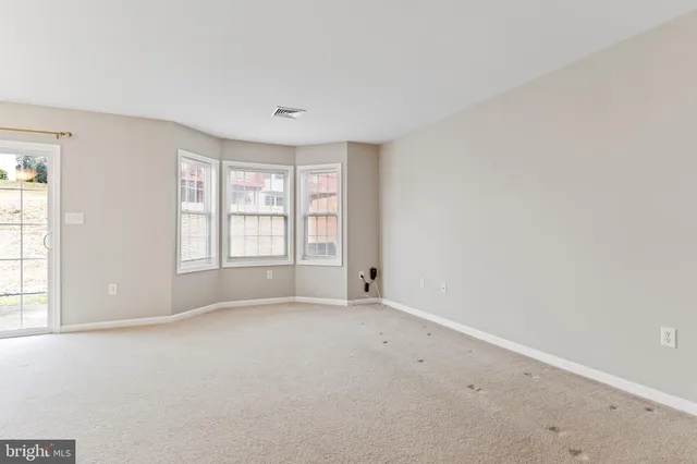 $239,900 | 132 Oaklea Road, Harrisburg, PA 17110