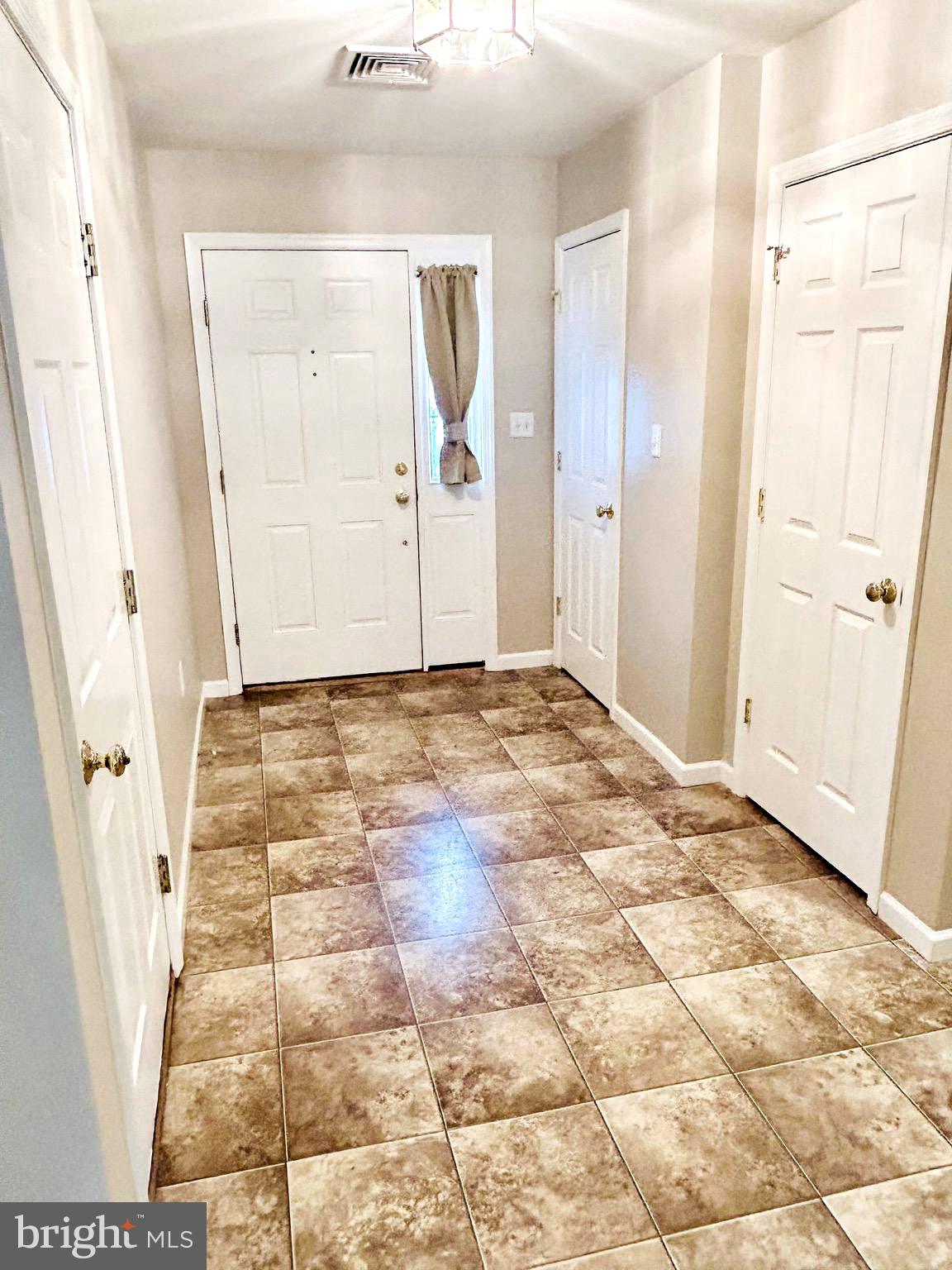 132 Oaklea Road Harrisburg, PA 17110 - Photo 55 of 56 Foyer