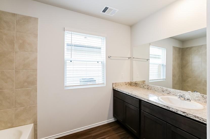 111 Arango Way Everman, TX 76140 - Photo 6 of 12