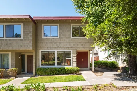 $629,000 | 307 Scotia Lane, Novato, CA 94947
