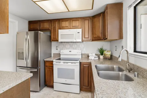 $629,000 | 307 Scotia Lane, Novato, CA 94947