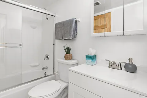 $629,000 | 307 Scotia Lane, Novato, CA 94947
