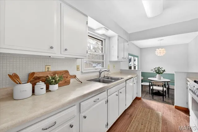 $265,000 | 15 Biscayne Drive, Edwardsville, IL 62025