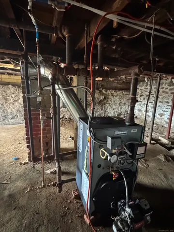 $235,000 | 314 Norwich Avenue, Norwich, CT 06380