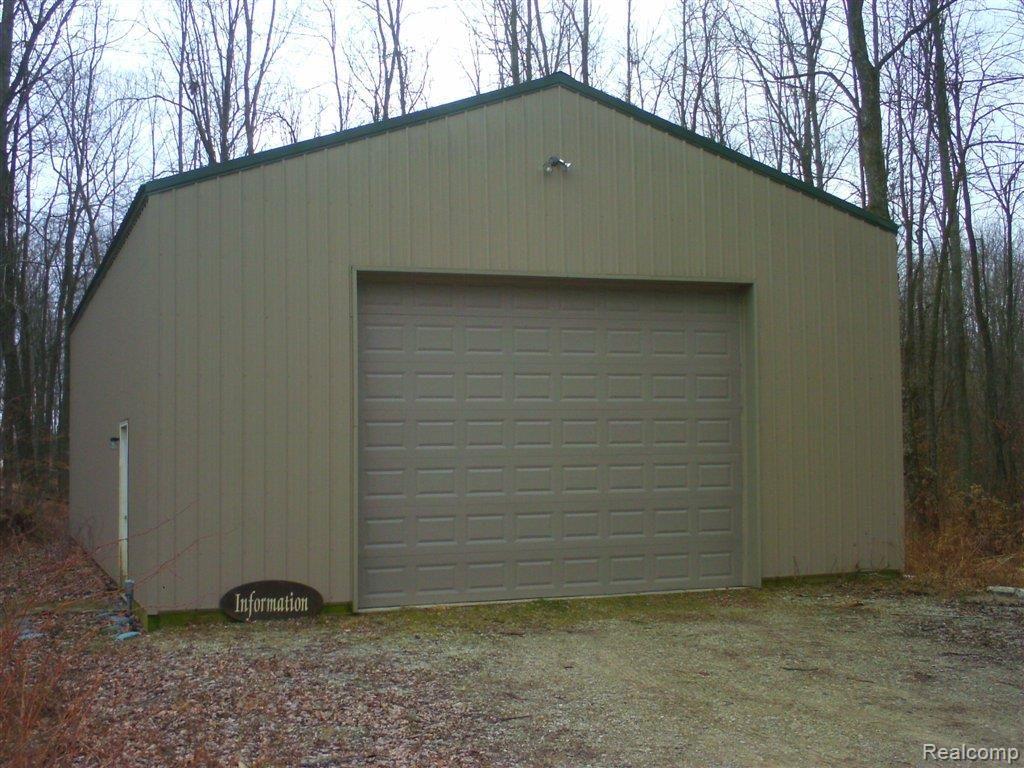 4170 Catlin Road Columbiaville, MI 48421 - Photo 20 of 25 Pole barn front.JPG