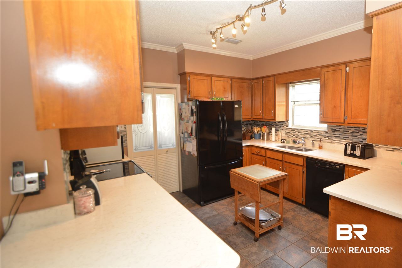 1701 Pine Station Road South Mobile, AL 36695 - Photo 5 of 33