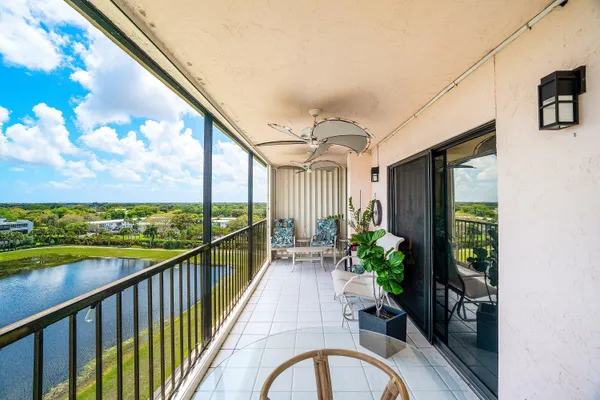 $319,900 | 7360 South Oriole Boulevard, Unit 801, Delray Beach, FL 33446
