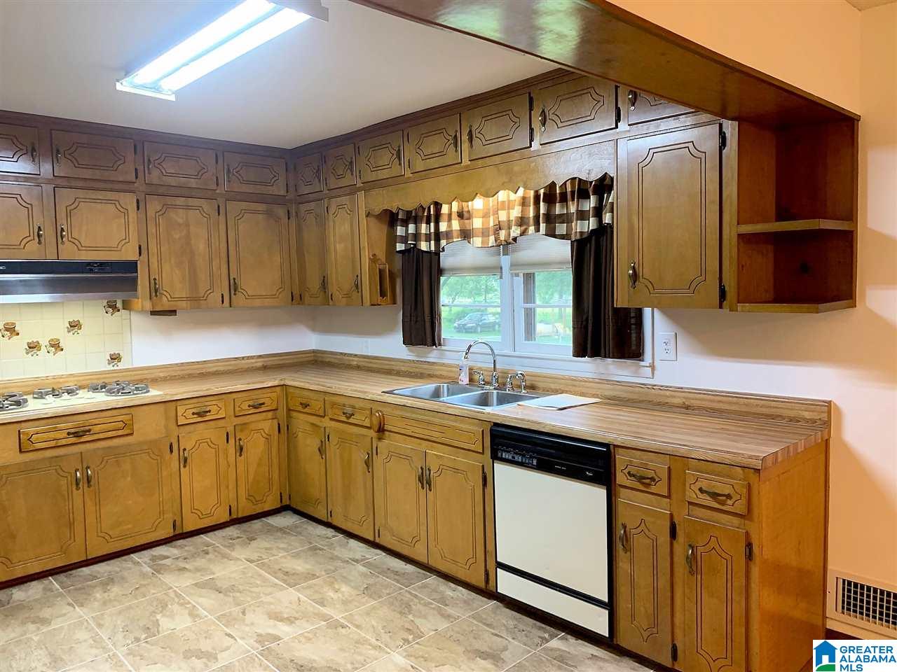 345 Glade Road East Anniston, AL 36206 - Photo 5 of 21