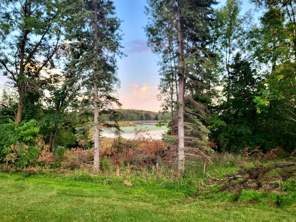 $819,500 | 30339 Orchard Ct Center, Center City, MN 55012